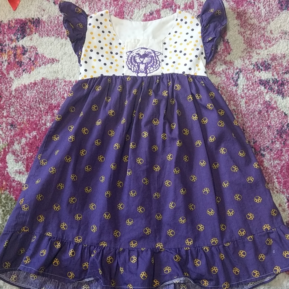 Handmade TIGER flutter sleeve dress 2t
